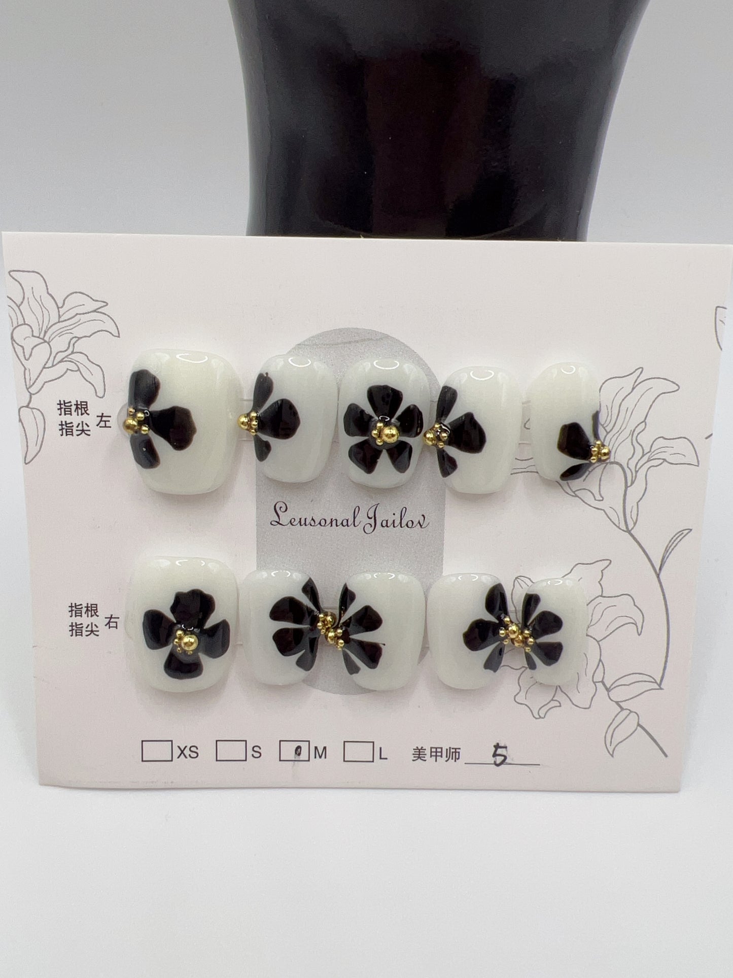 Short Square Press-On Nails ā Simple Daily Designs, 10 Styles, Medium Size