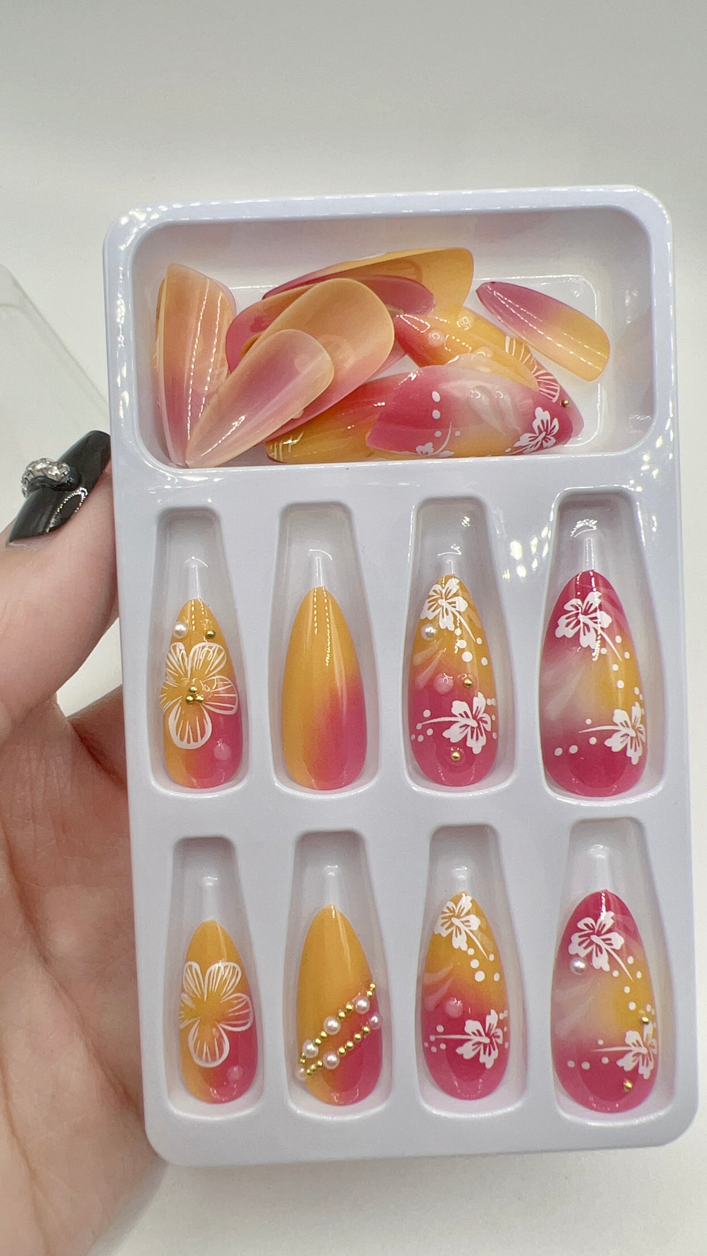 24 pcs Almond Press-On Nails β Flower with French Tip, Orange Gradient, Elegant Style