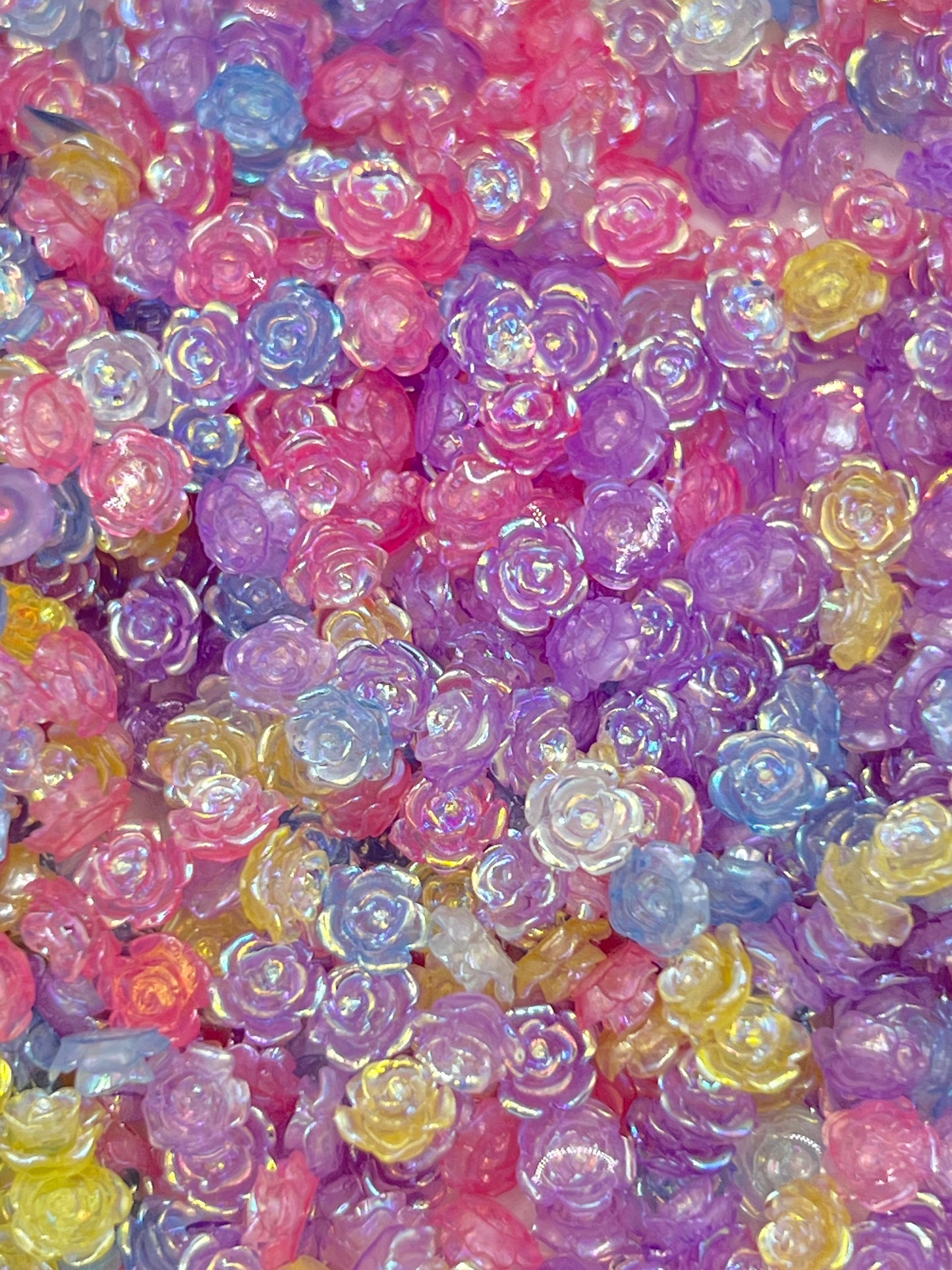 Mini 2D Resin Flower Charms – Cute DIY Nail Art, Phone Case, and Craft Decoration