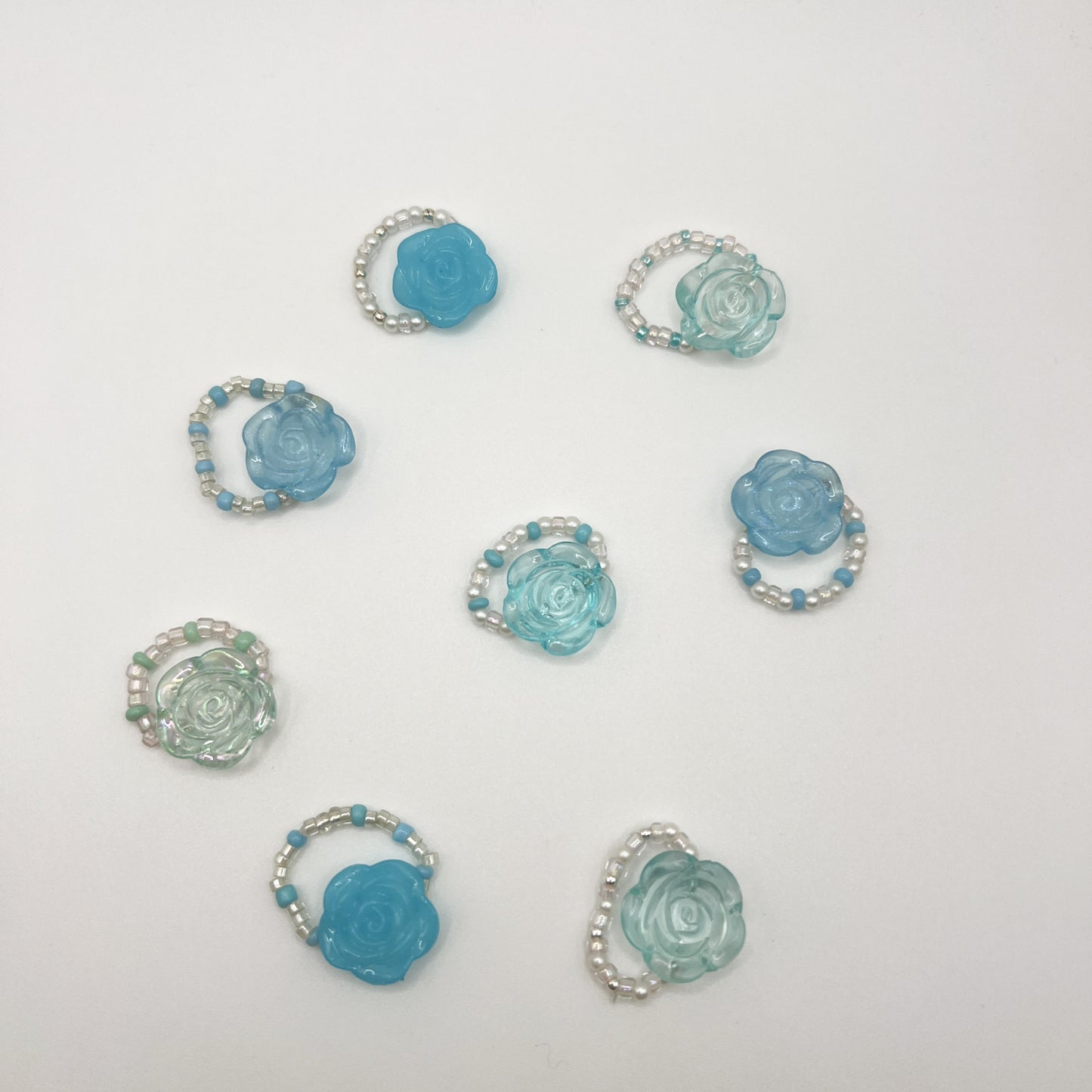 Elegant Glass Resin Flower Stretch Band Ring – Handmade Adjustable Statement Jewelry