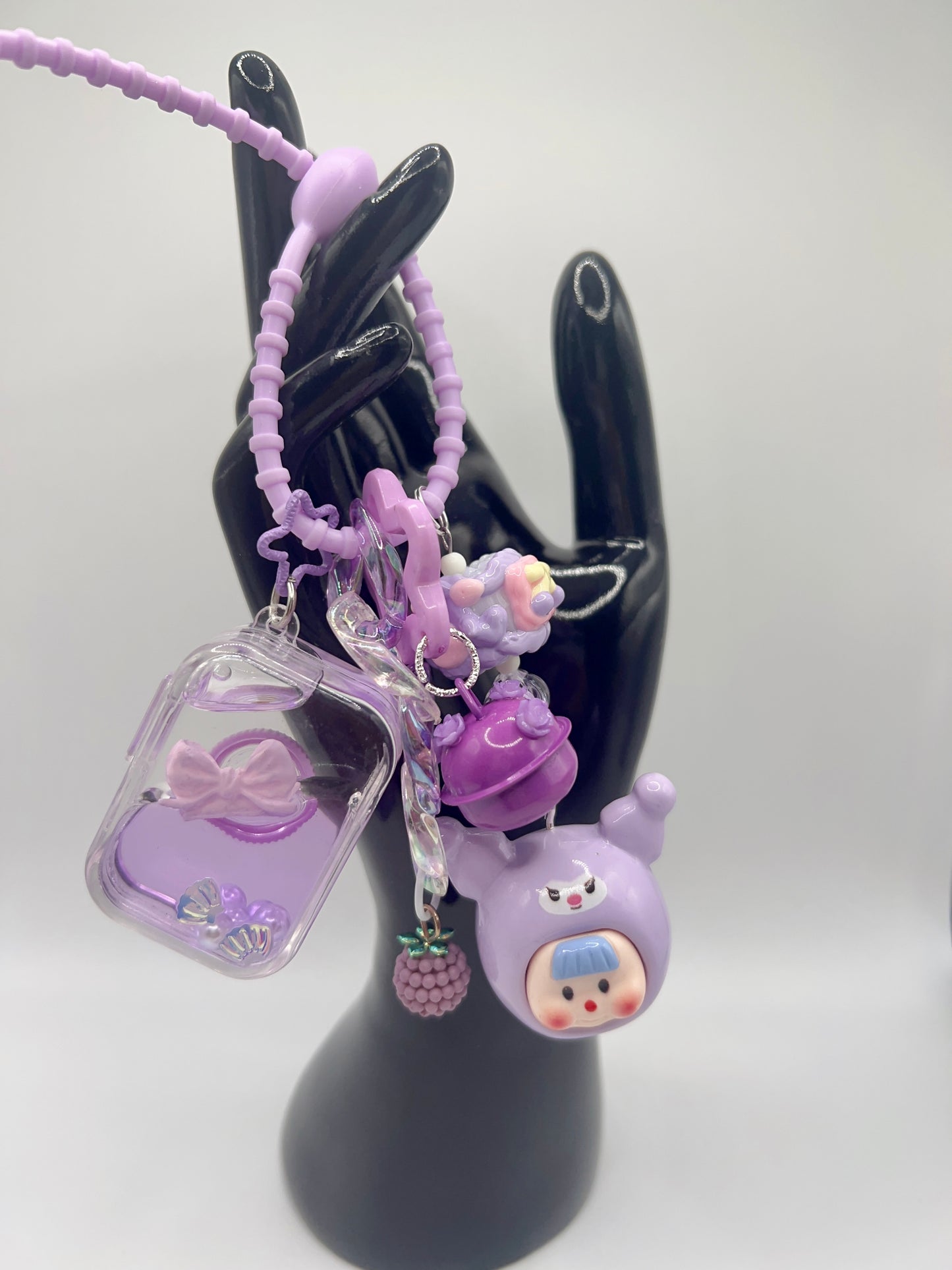 Handmade Kawaii Beaded Keychain: Cartoon Charm Bag Chain