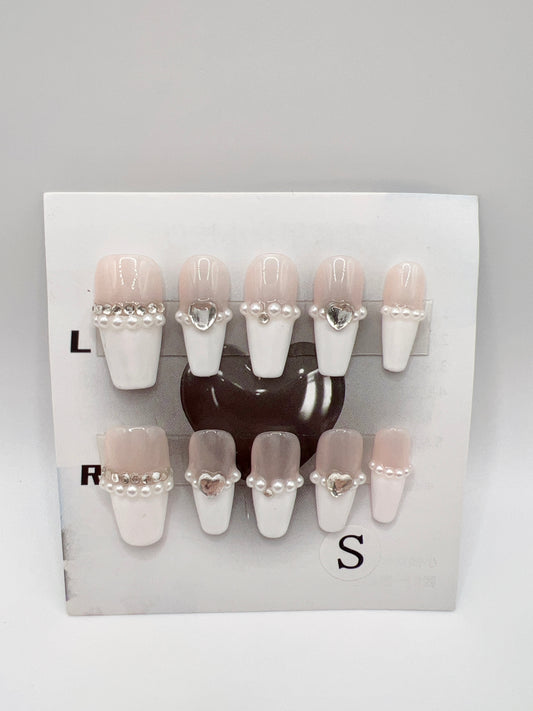 Medium Coffin Press-On Nails with Rhinestones French Tip – Small Size