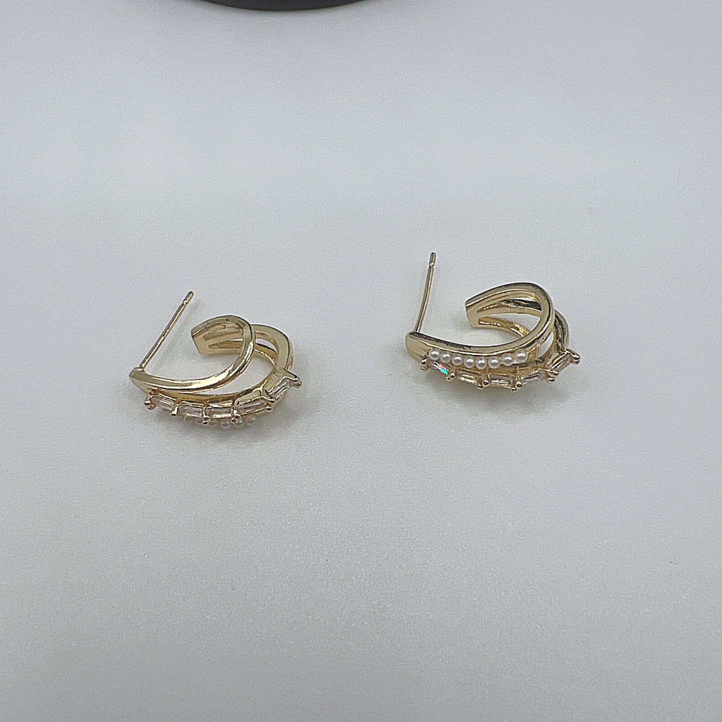 Elegant Pearl with Dazzling Rhinestones hoop earrings | Chic & Timeless Style