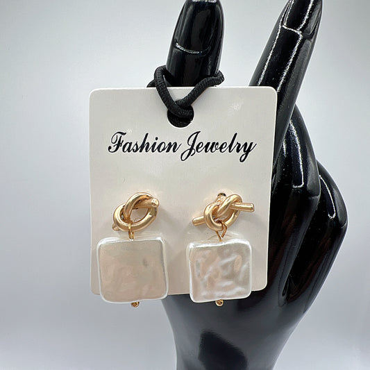 Baroque Square Pearl Drop Earrings | Minimalist Elegance | Chic Jewelry