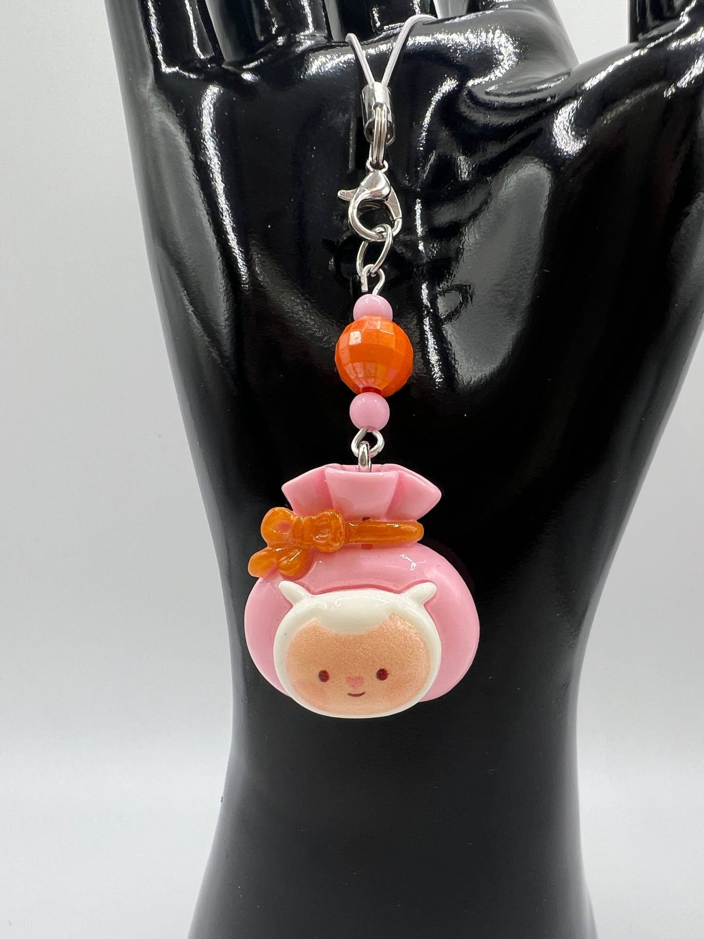 Cartoon Resin Keychain / Bag Chain – Lightweight Cute Accessory