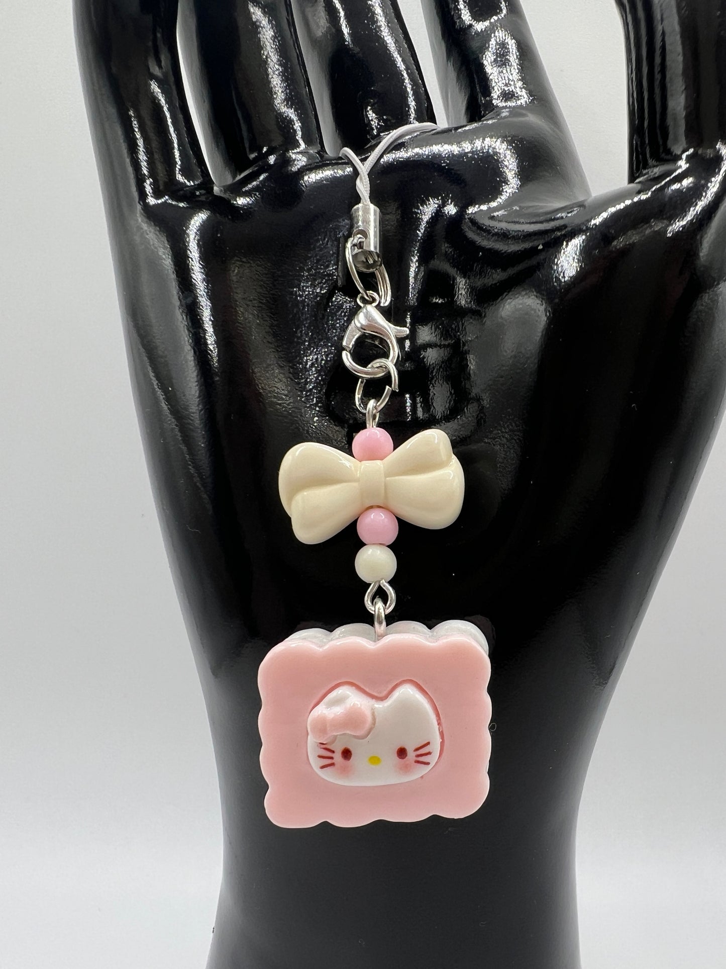 Cartoon Resin Keychain / Bag Chain – Lightweight Cute Accessory