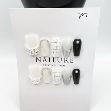 Cute Short Length Press-On Nails – Medium Size 💅✨