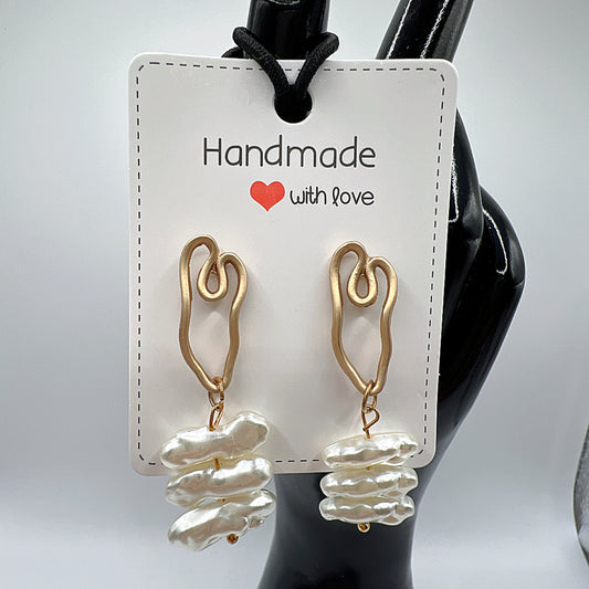 Baroque Pearl Drop Earrings | Timeless Elegance | Chic & Fashionable Jewelry