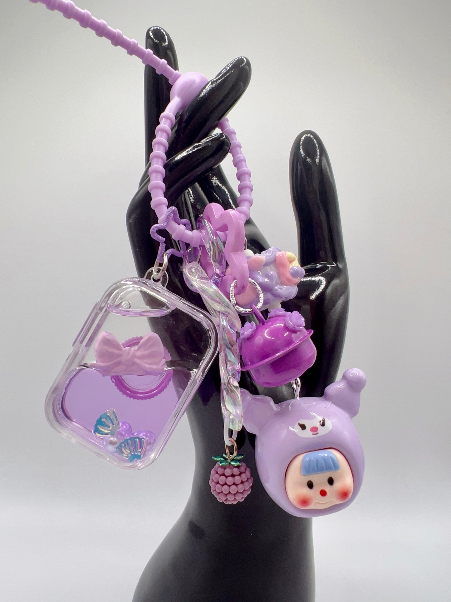 Handmade Kawaii Beaded Keychain: Cartoon Charm Bag Chain