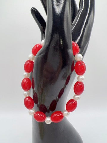 Stretchy Acrylic Pearl Bracelet – Elegant Handmade Jewelry