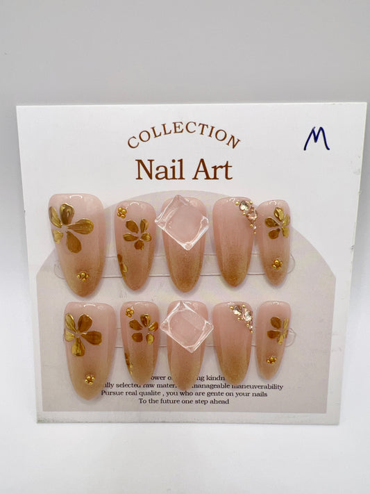 Gold Medium Oval Press-On Nails with Flower Design – Elegant Medium Size