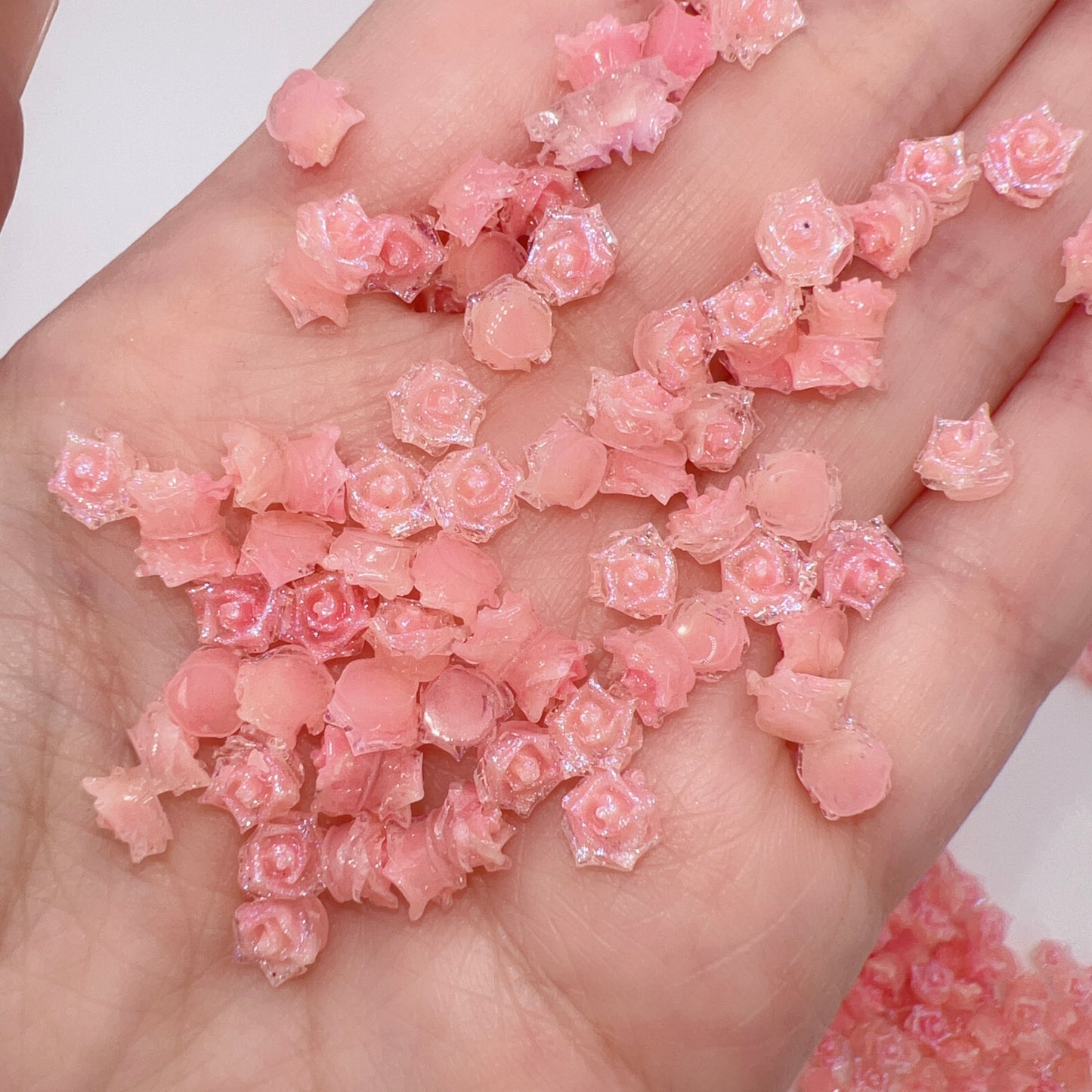 Mini 2D Resin Flower Charms – Pink Shimmer 4–5mm for Nail Art, Phone Case & DIY Crafts