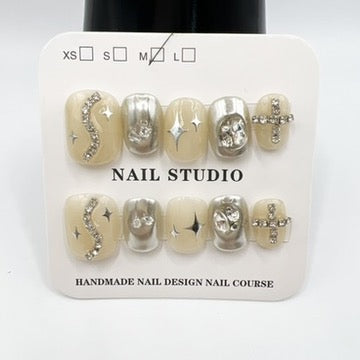 Cute Short Length Press-On Nails – Medium Size 💅✨