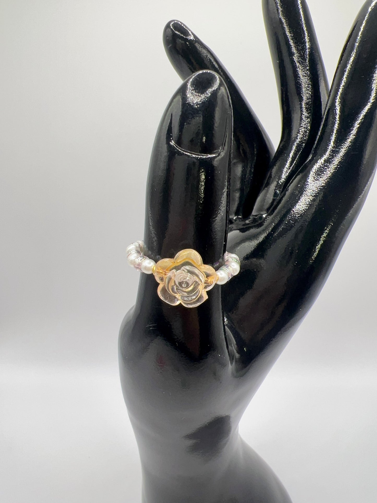 Handmade Elegant Glass Resin Flower Stretch Band Ring