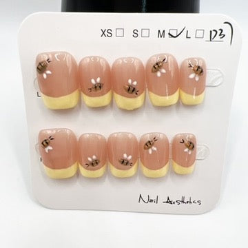 10 design Cat eye or cute Press-On Nails – Medium Size - short length- square shape💅✨