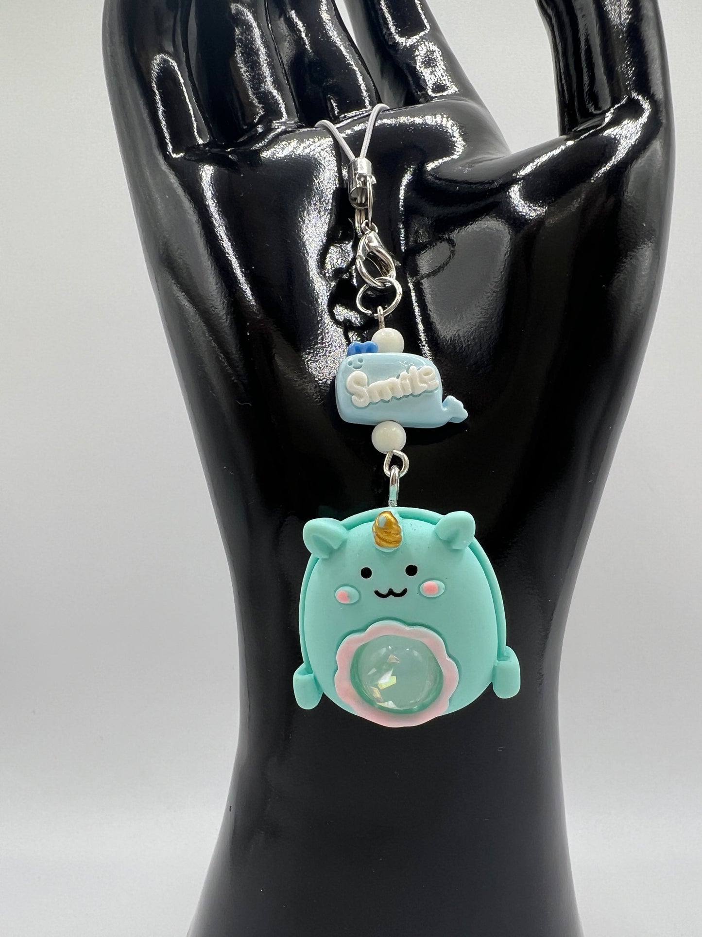 Cartoon Resin Keychain / Bag Chain – Lightweight Cute Accessory